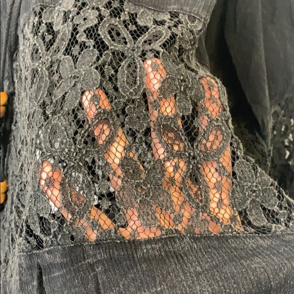 POL black lace blouse - Picture 2 of 3